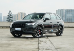 q7奥迪2022(q7奥迪2022款30落地多少钱)