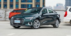 奥迪2022款a3(奥迪2022款a8)