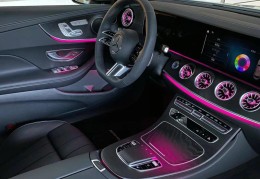 奔驰e300落地价多少万左右(gle300奔驰最新报价2024款)