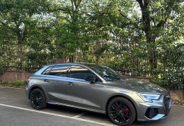 全黑奥迪a3(新奥迪a3有黑色车身的吗)
