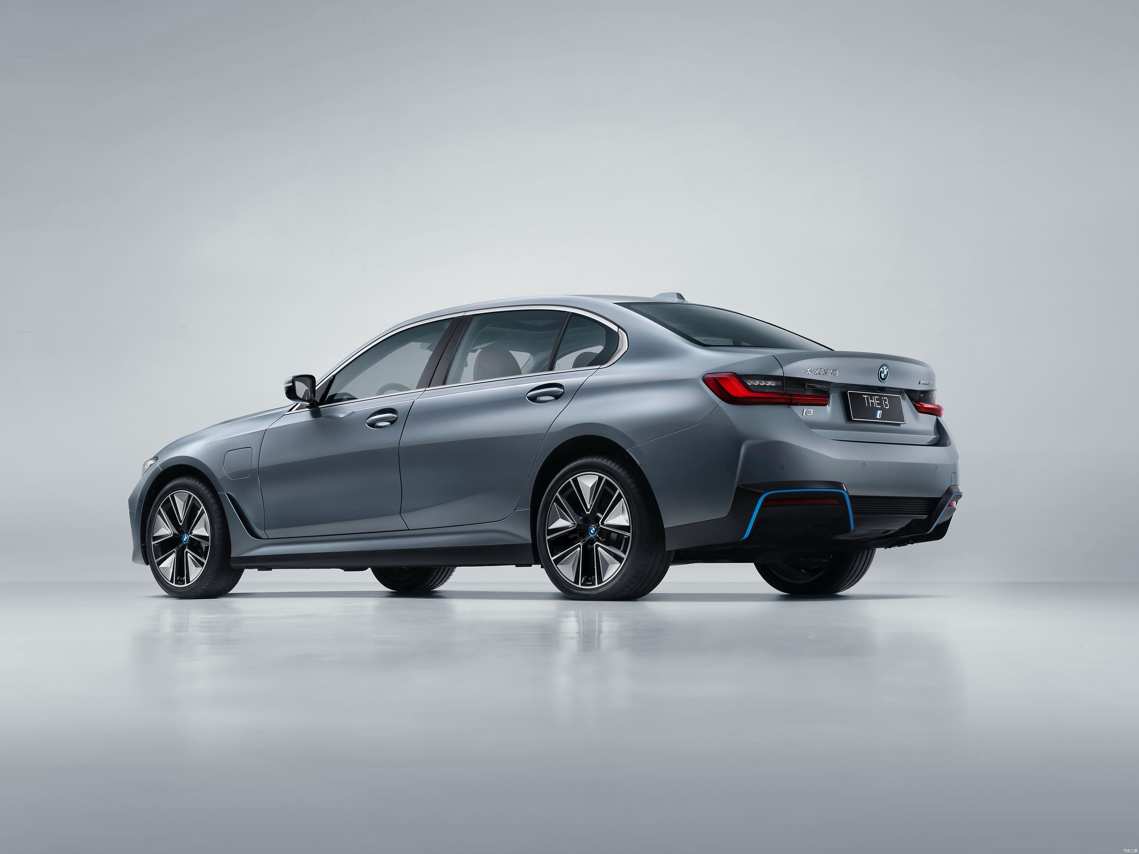 进口宝马i3纯电动车价格(宝马i3纯电动车2020款)