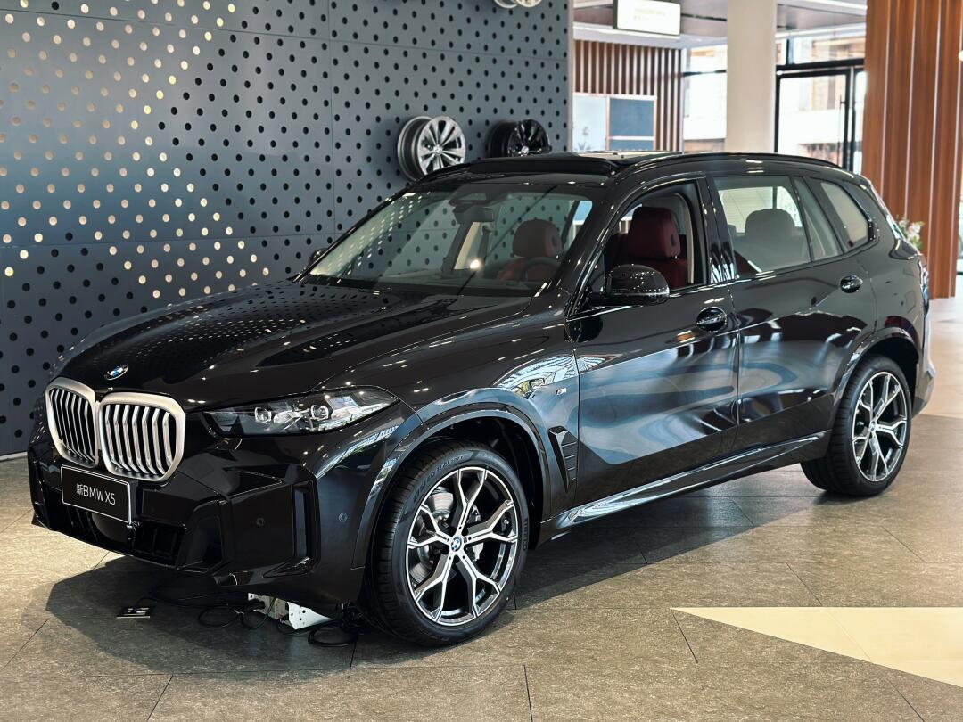 宝马x52020价格及图片(宝马x52020款图片和报价参数)